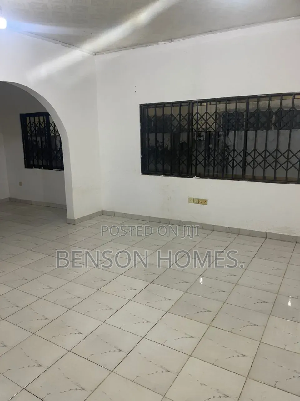 3bdrm House in Baatsona Total for rent