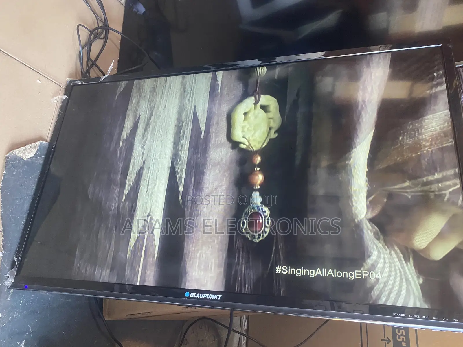 A Very Nice Home Used Smart Blue Punkt 40 Inches for Sale.