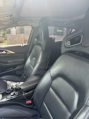 Infiniti QX30 2017 Black