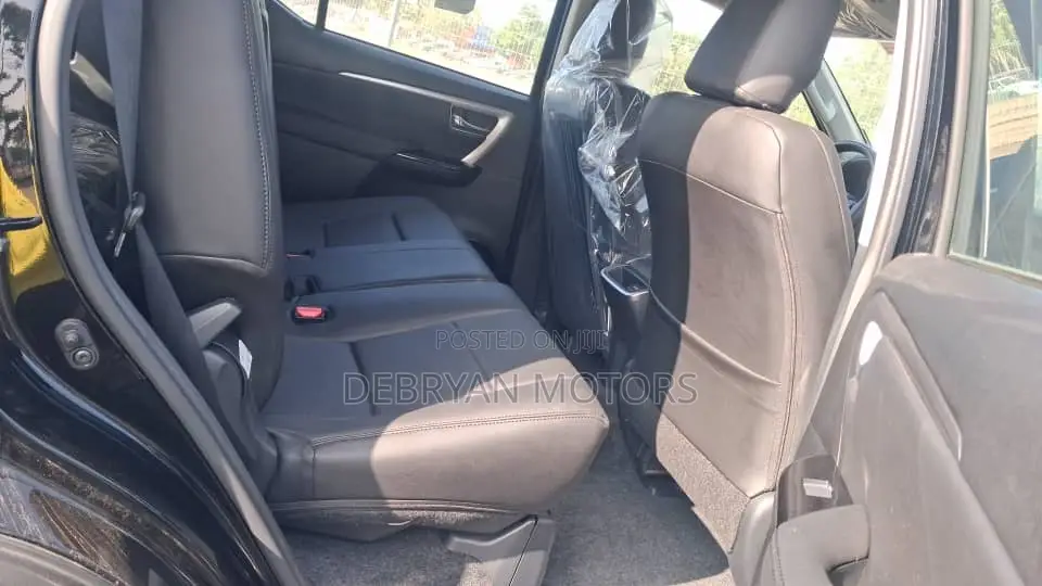 New Toyota Fortuner 2025 Black