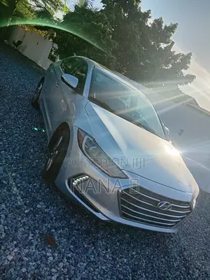 Hyundai Elantra Limited 2018 Silver