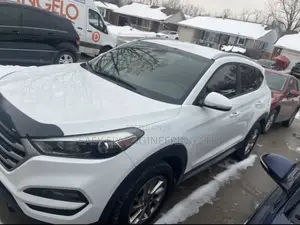 Hyundai Tucson Limited FWD 2017 White
