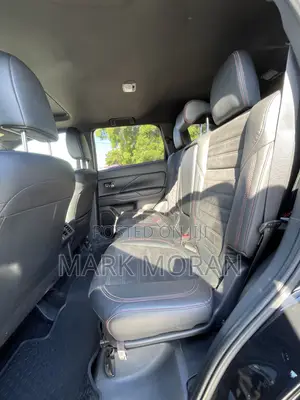 Mitsubishi Outlander 2020 Black