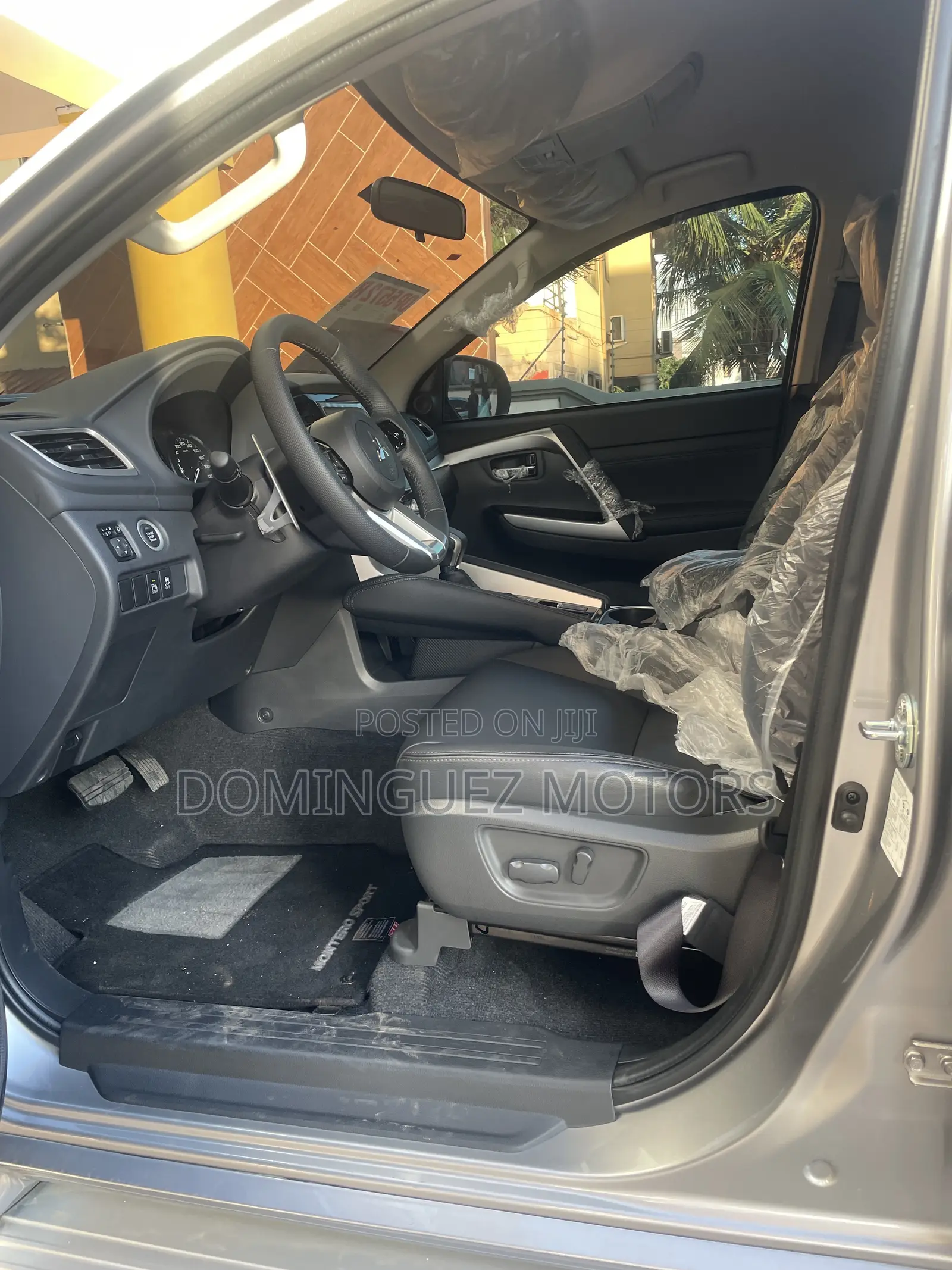 New Mitsubishi Montero Sport 2025 Silver