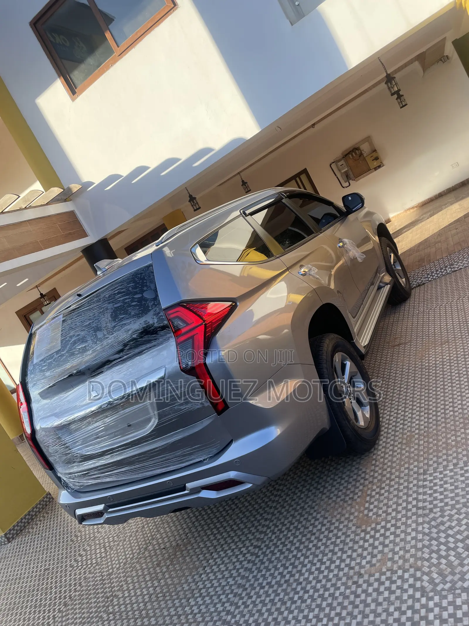 New Mitsubishi Montero Sport 2025 Silver