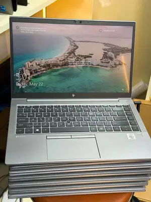 Laptop HP ZBook Firefly 14 G7 16GB Intel Core i5 SSD 256GB
