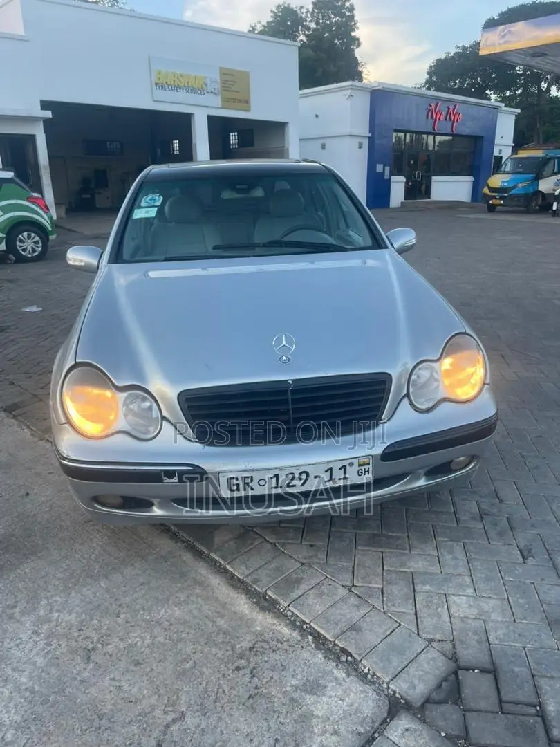 Mercedes-Benz C230 2005 Silver