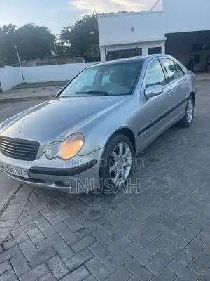 Mercedes-Benz C230 2005 Silver
