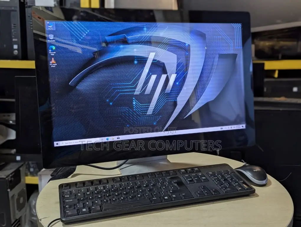 Desktop Computer HP Pavilion 24 8GB Intel Core i5 HDD 1T