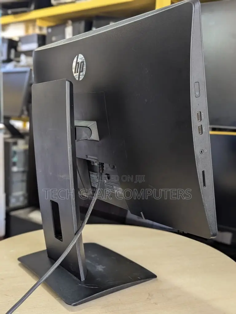 Desktop Computer HP ProDesk 600 G3 8GB Intel Core i3 HDD 500GB