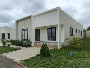 3bdrm House in Gated Estate Houses, Kumasi Metropolitan for sale