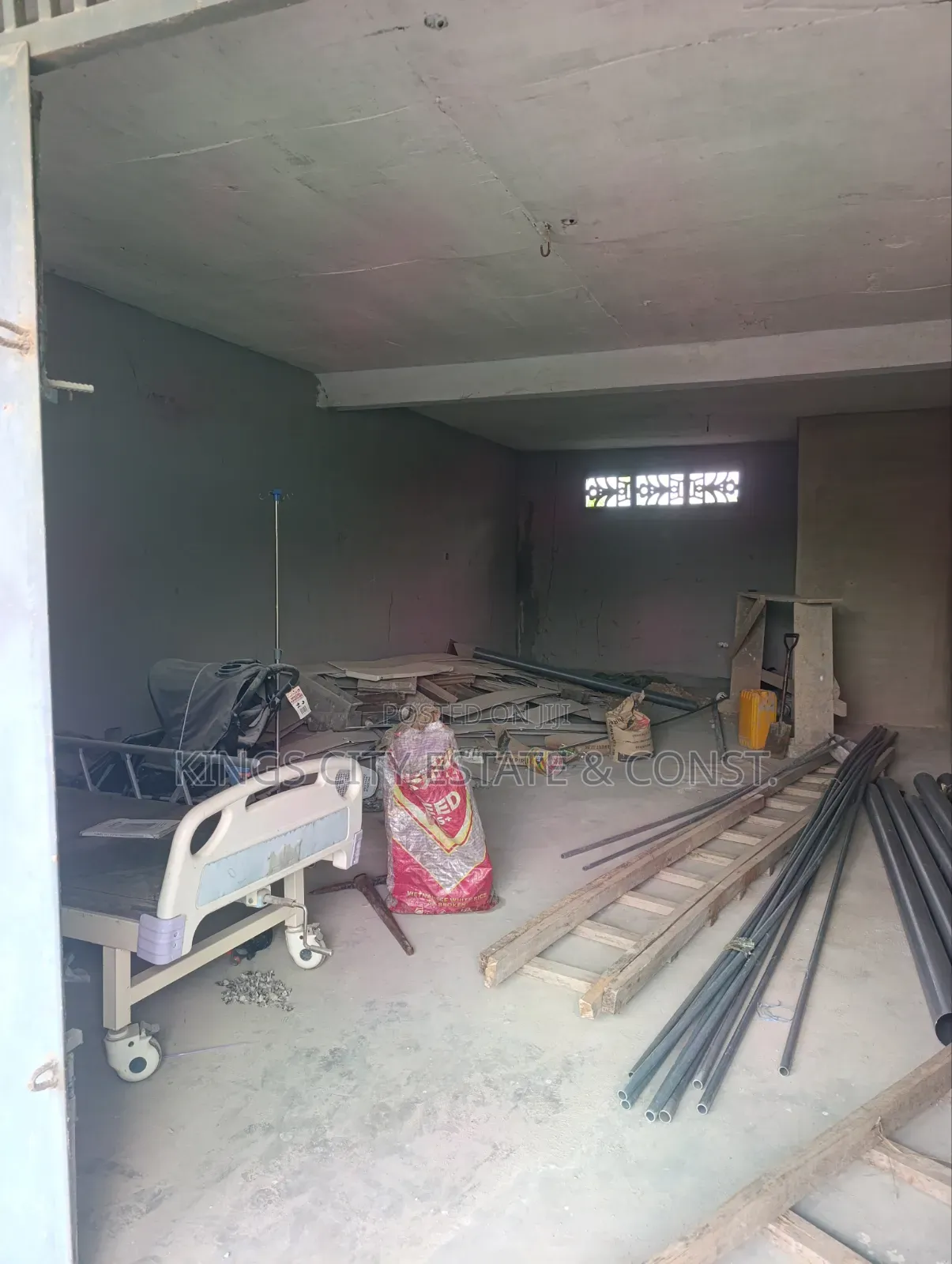 Shop for Rent at Pokuase