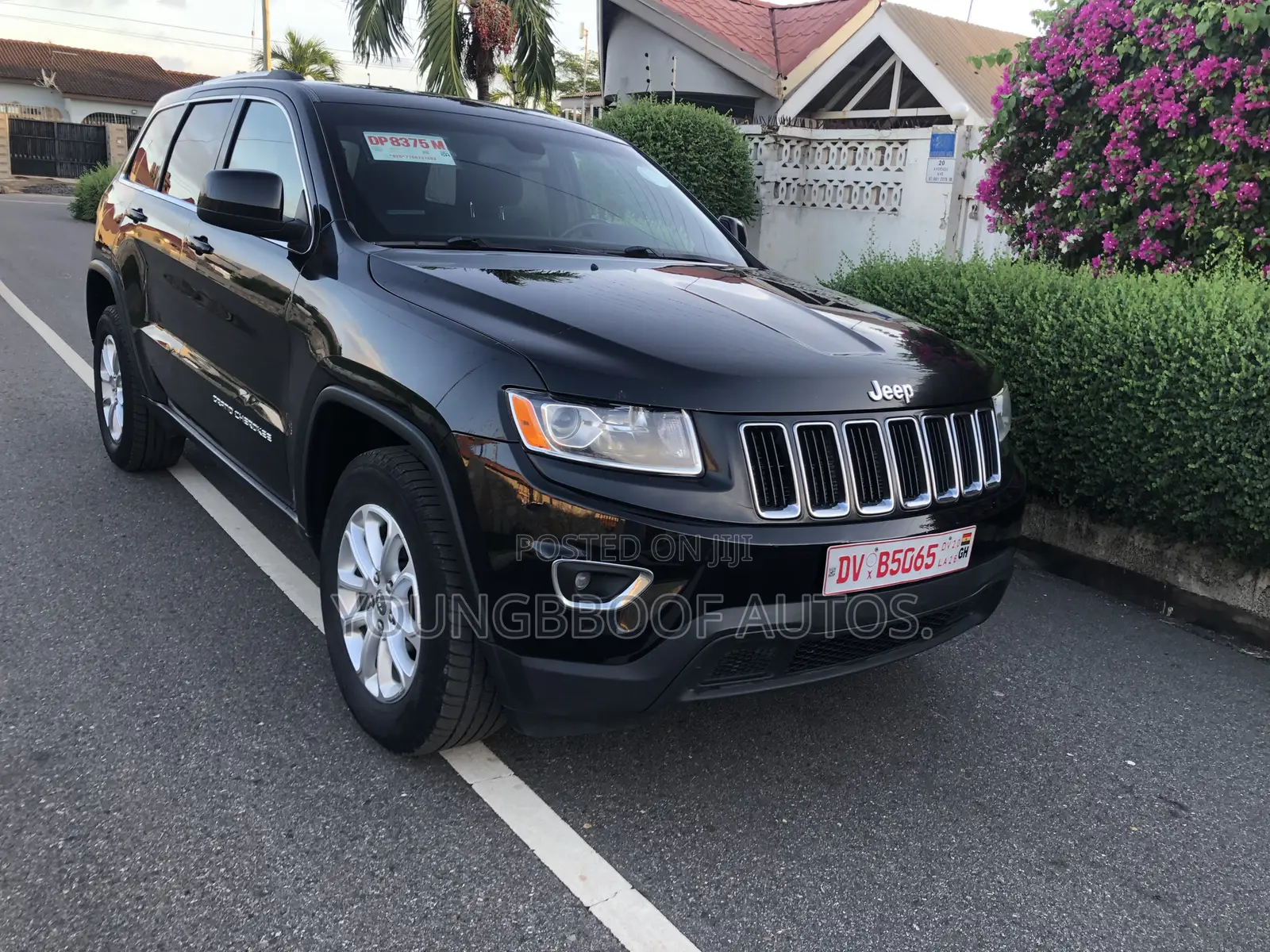 Jeep Grand Cherokee Laredo 4dr SUV (3.6L 6cyl 8A) 2015 Black
