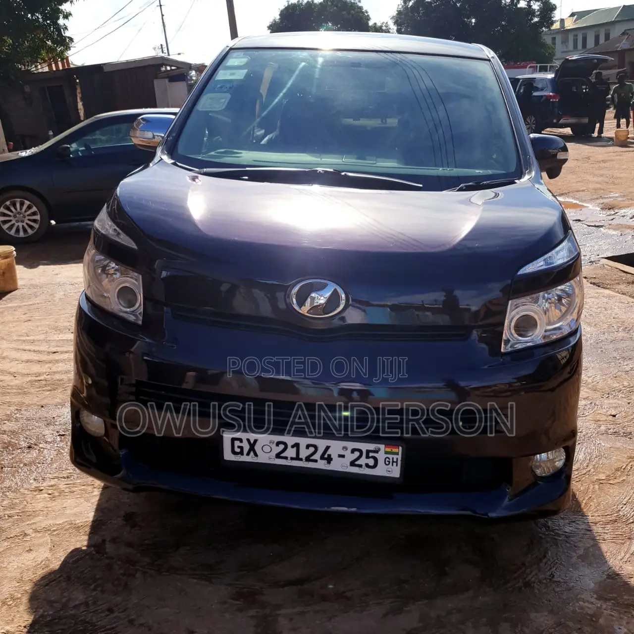 Toyota Voxy 2011 Black