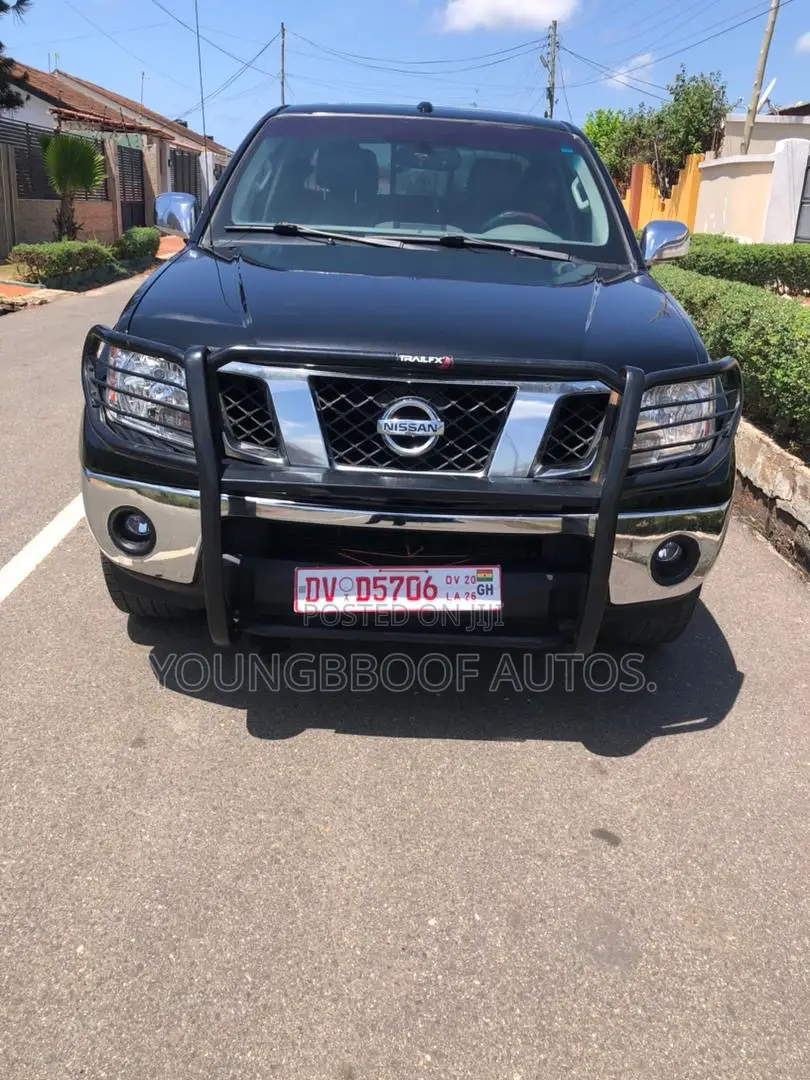 Nissan Frontier S 4dr Crew Cab 4WD 5.0 ft. SB (4.0L 6cyl 5A) 2015 Black