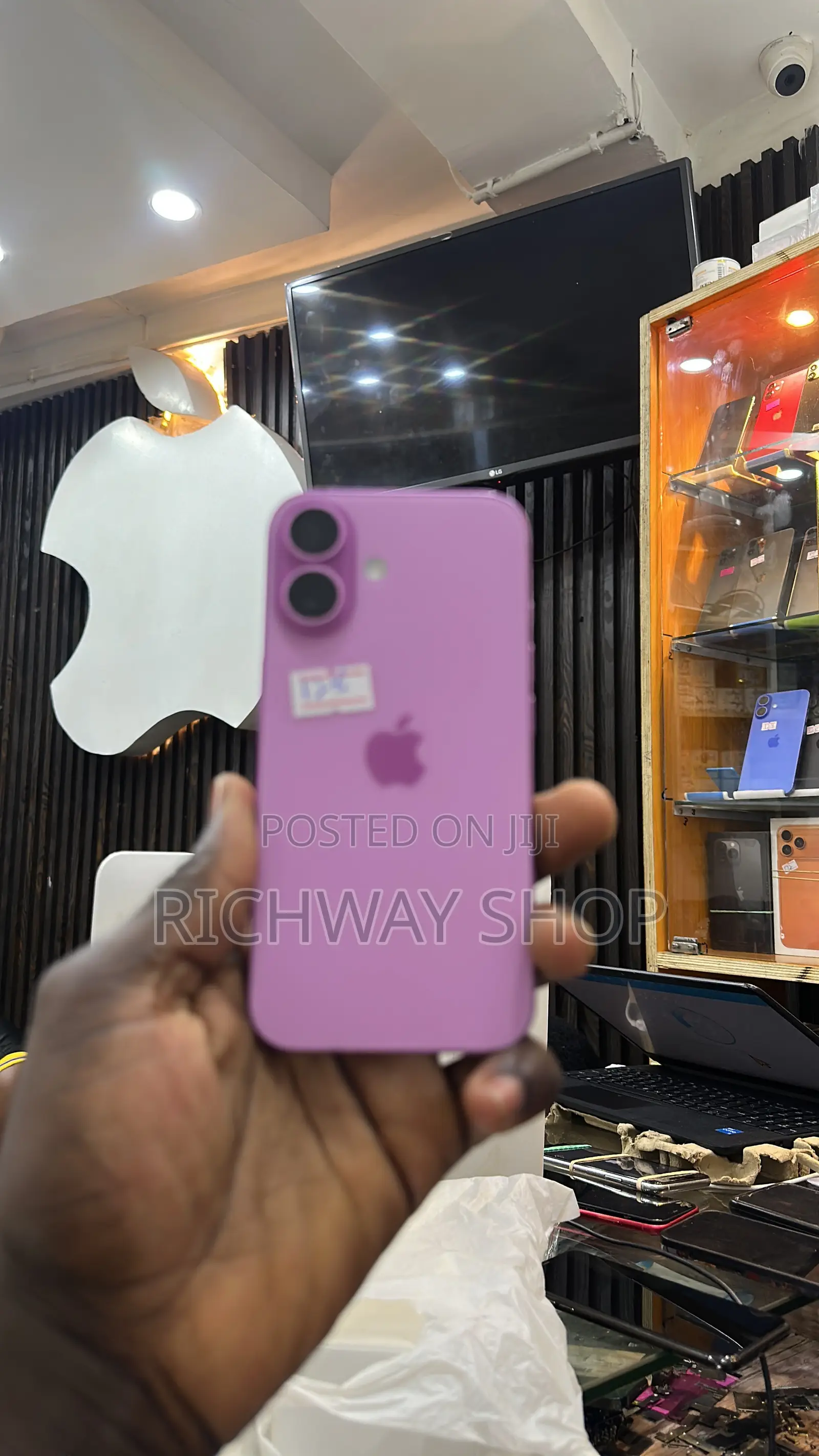 Apple iPhone 16 128 GB Pink