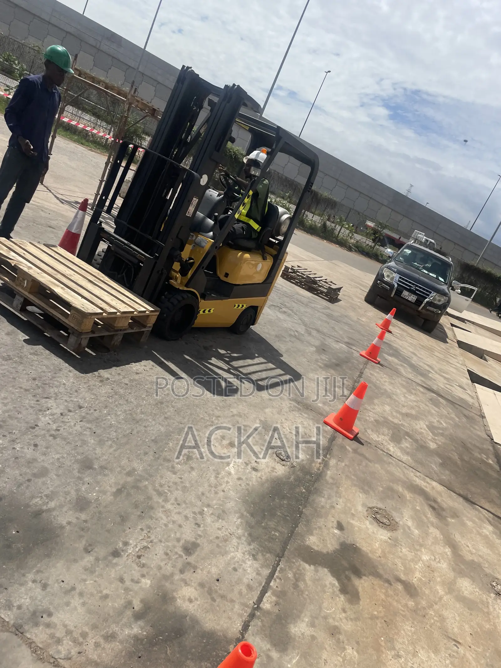2 Tons Forklift