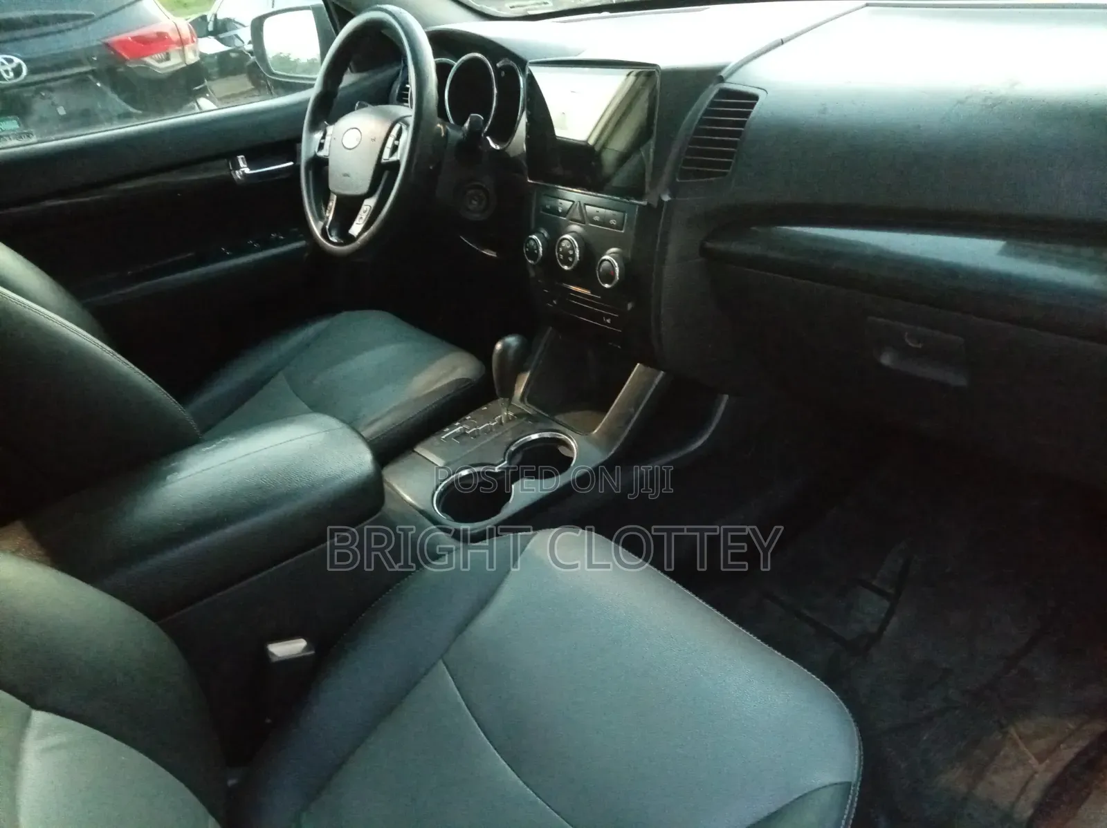 Kia Sorento 2013 Silver