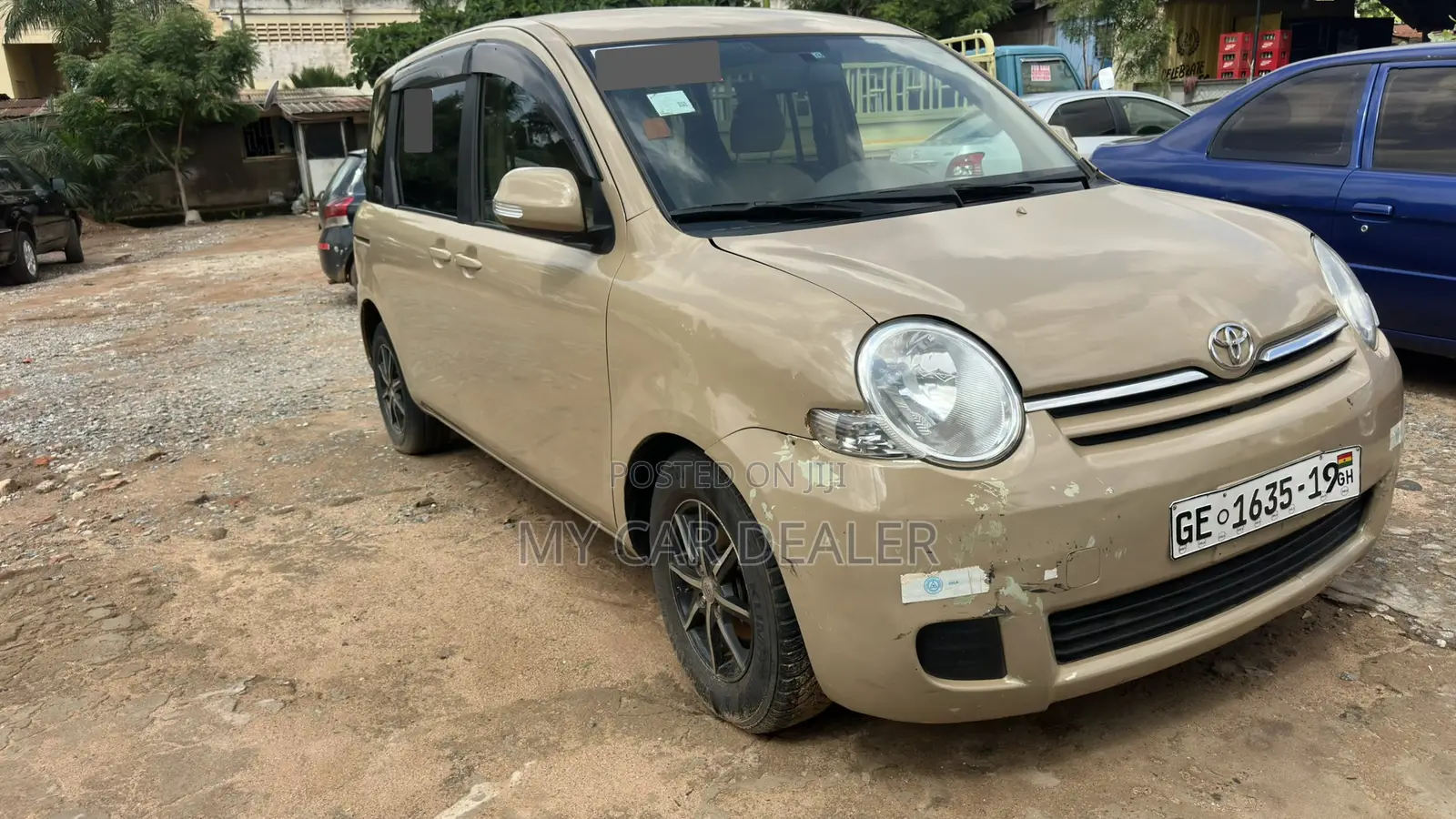 Toyota Sienta 1.5 AWD 2012 Ivory