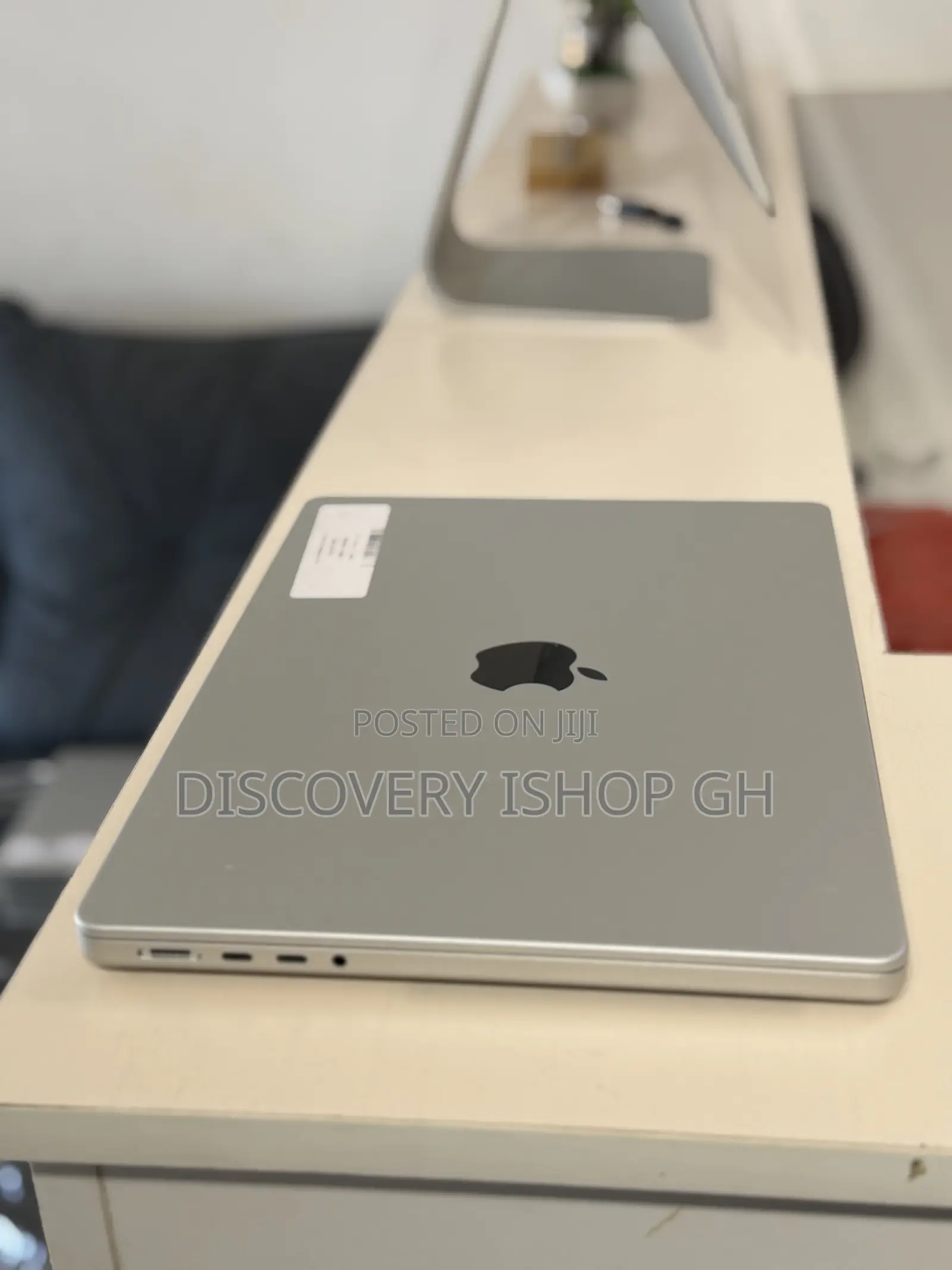 Laptop Apple MacBook Pro 2021 M1 16GB Apple M1 Pro SSD 512GB