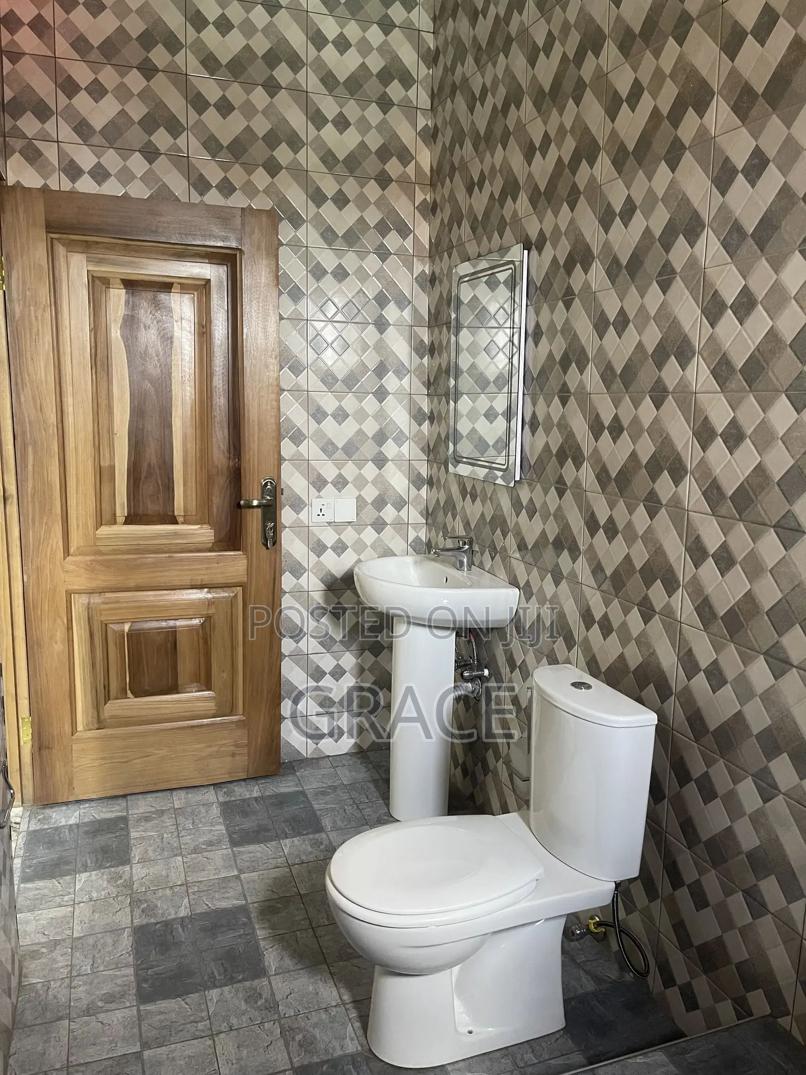 2bdrm Apartment in Haatso for rent
