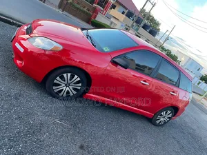 Toyota Matrix Hatchback FWD (1.8L 4cyl 5M) 2010 Red