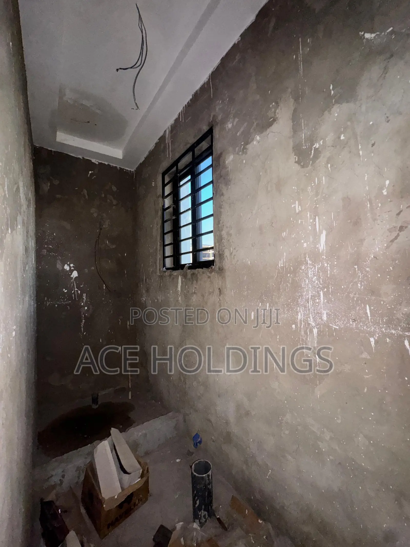 3bdrm House in West Trasacco, School Junction for sale