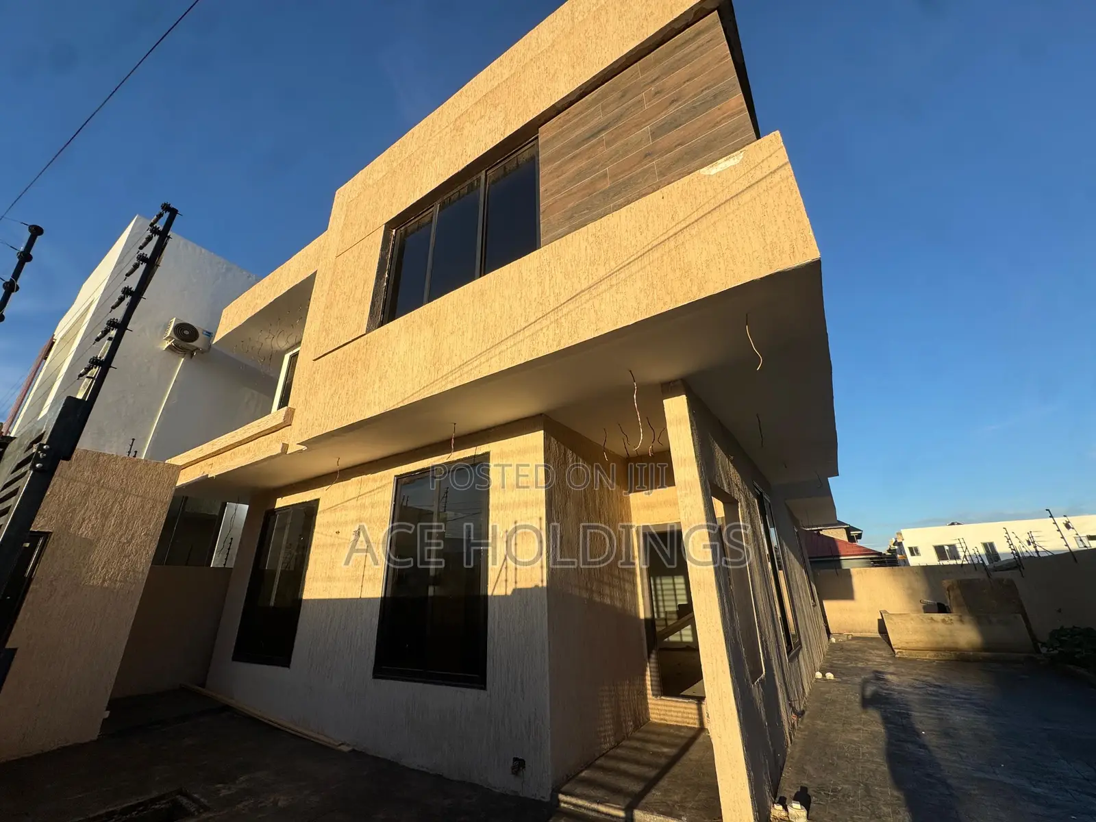 3bdrm House in West Trasacco, School Junction for sale