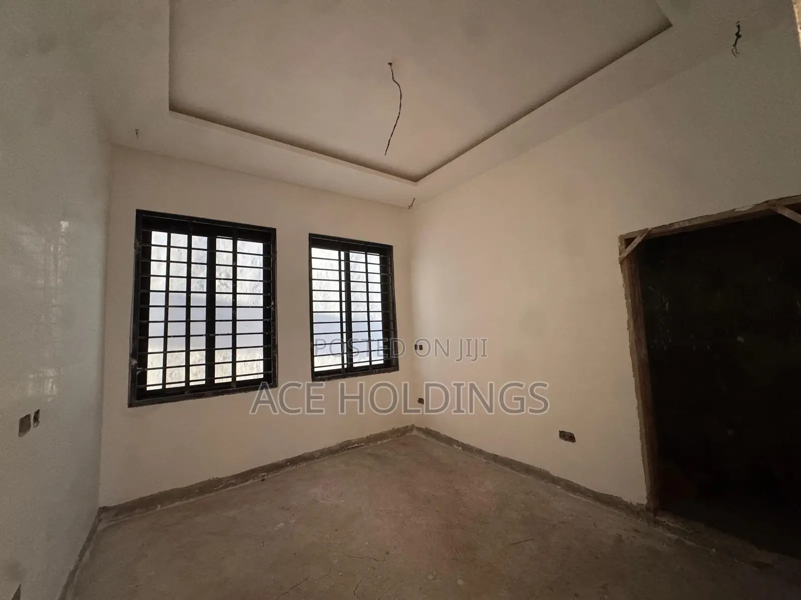3bdrm House in West Trasacco, School Junction for sale