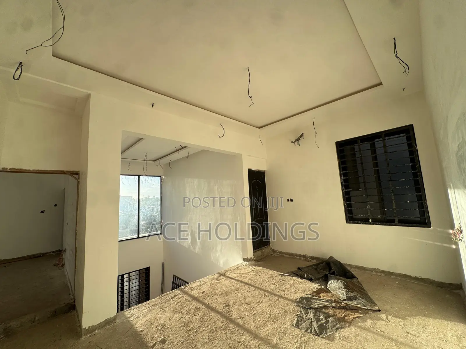 3bdrm House in West Trasacco, School Junction for sale
