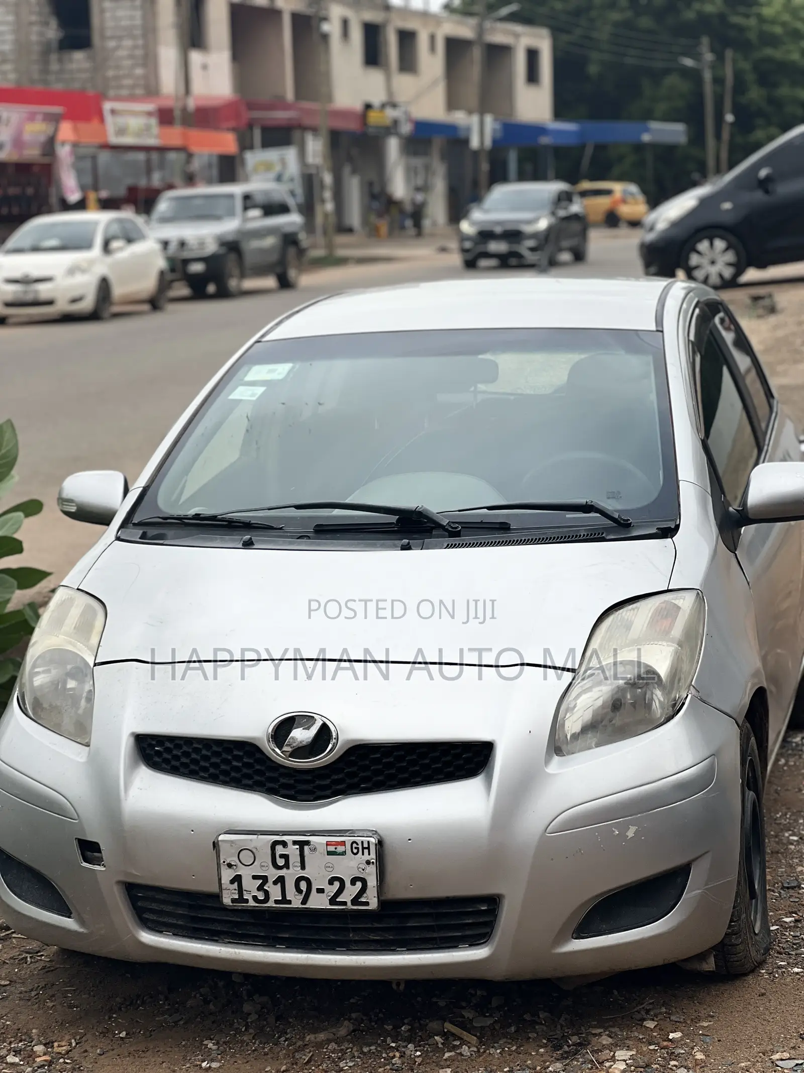 Toyota Vitz 2010 Gray