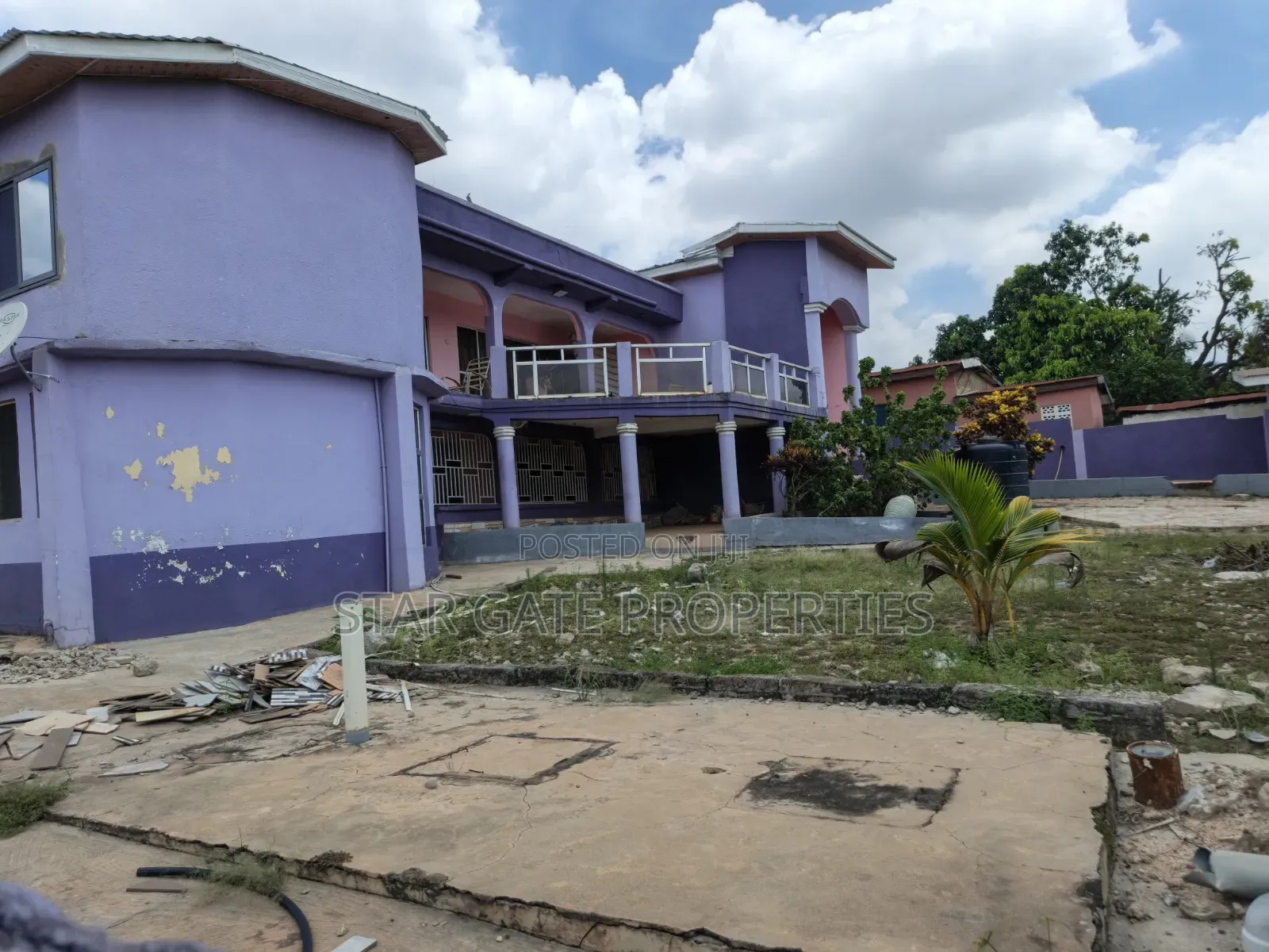 6bdrm House in Kronum Afrancho, Kumasi Metropolitan for sale