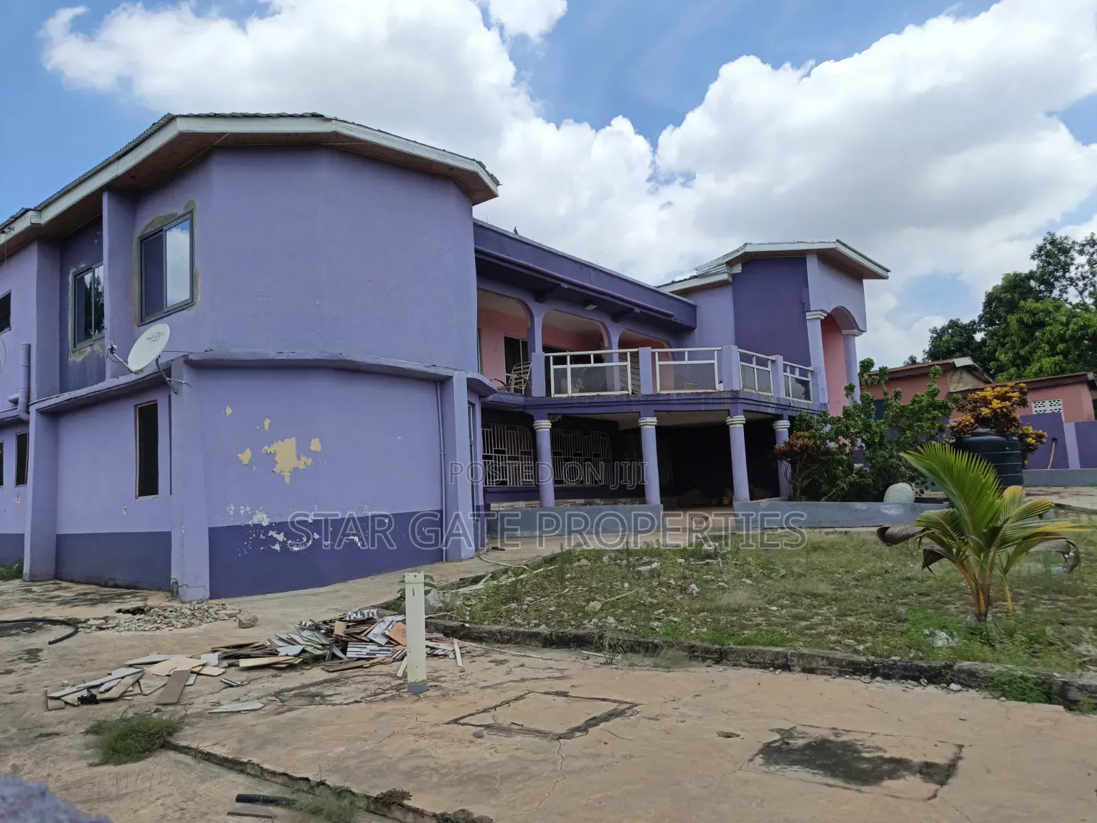 6bdrm House in Kronum Afrancho, Kumasi Metropolitan for sale