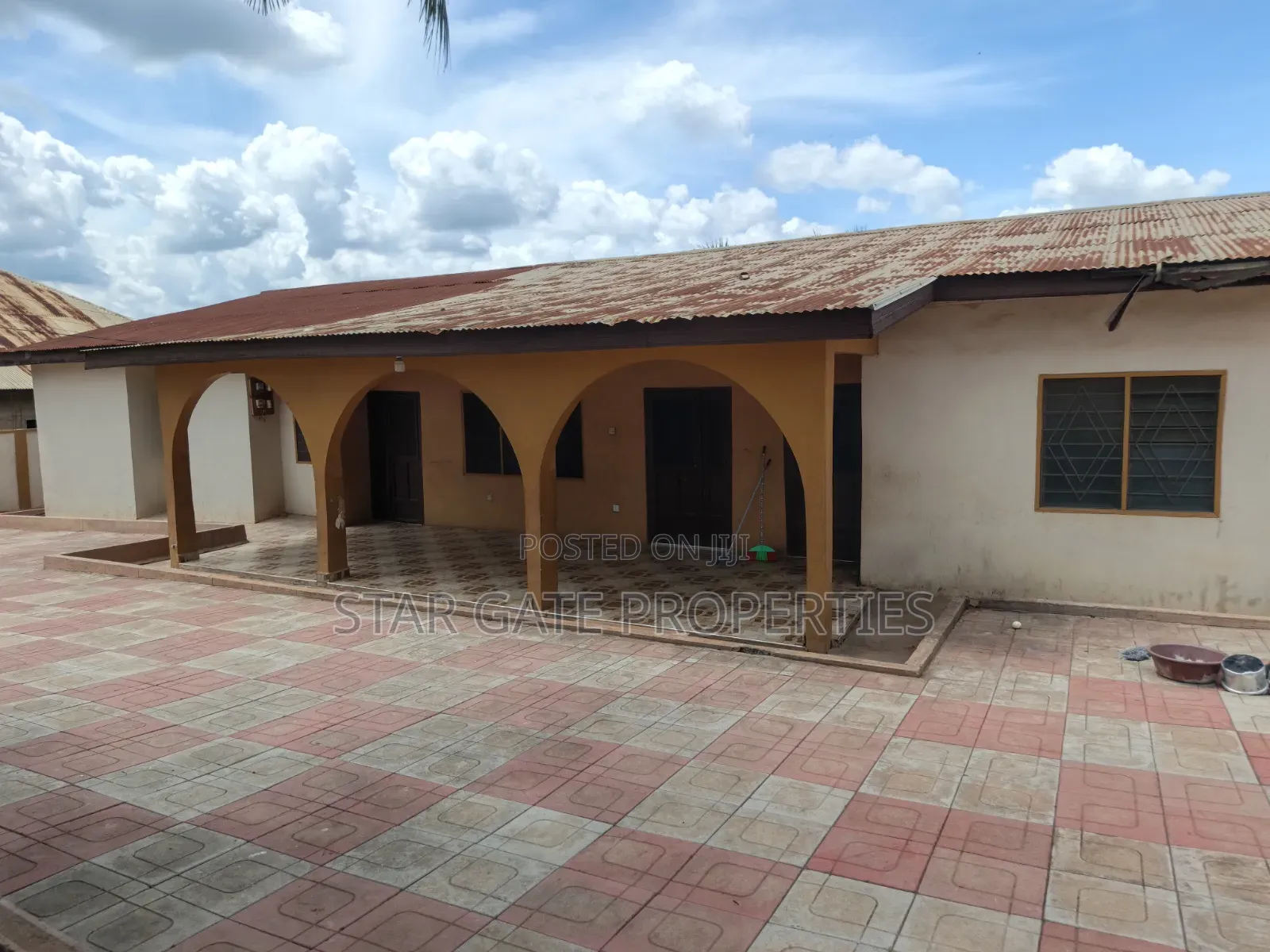 4bdrm House in Asuofia Kokoben, Kumasi Metropolitan for sale