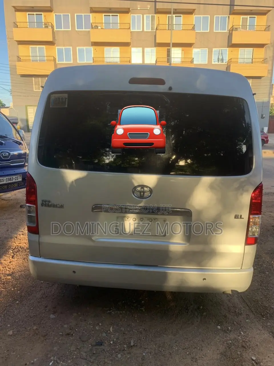 Toyota HiAce 2016 Silver
