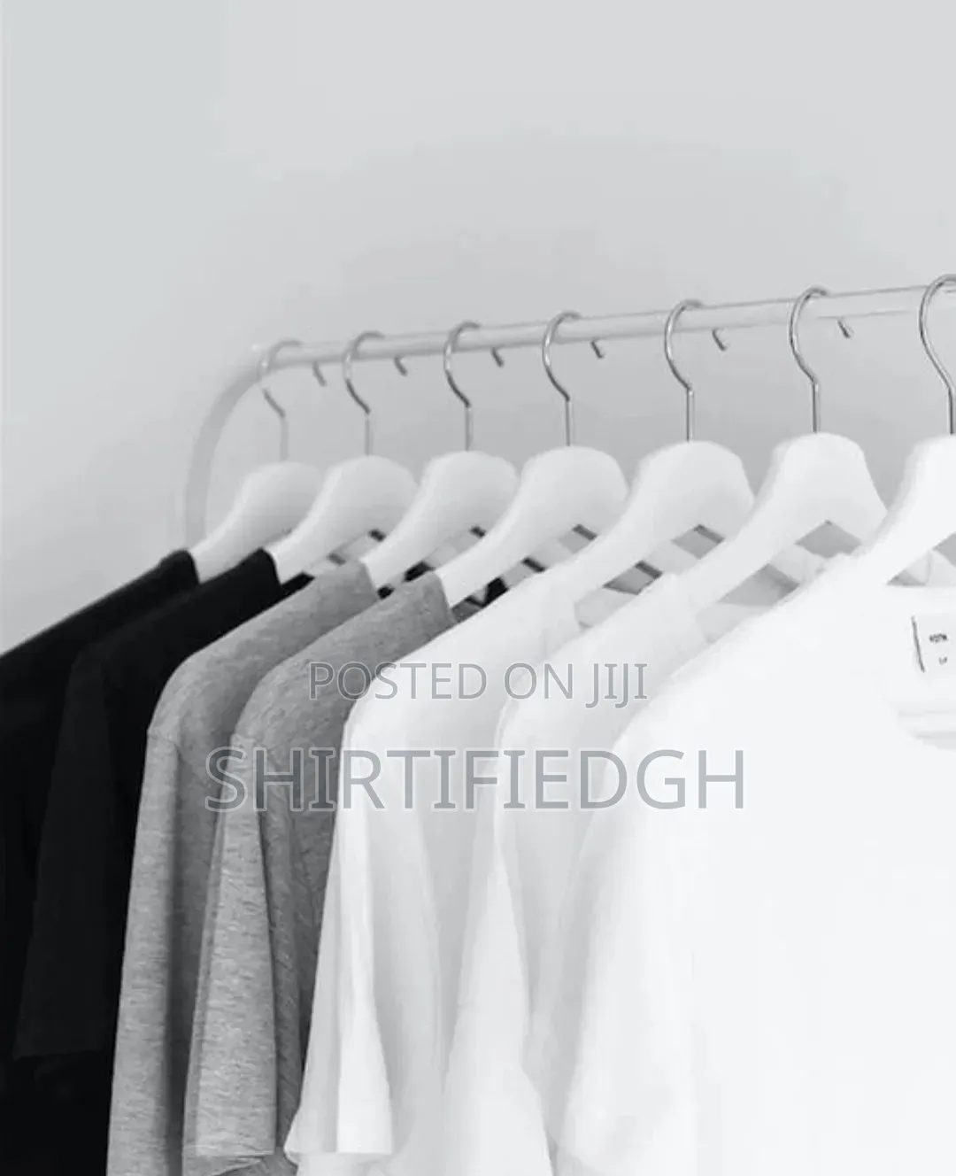 Gildan Plain Tees