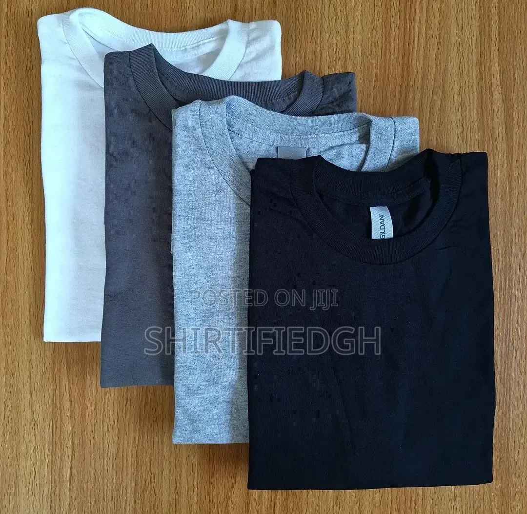 Gildan Plain Tees