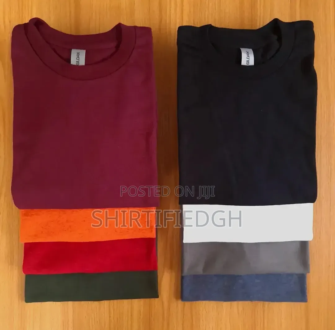 Gildan Plain Tees