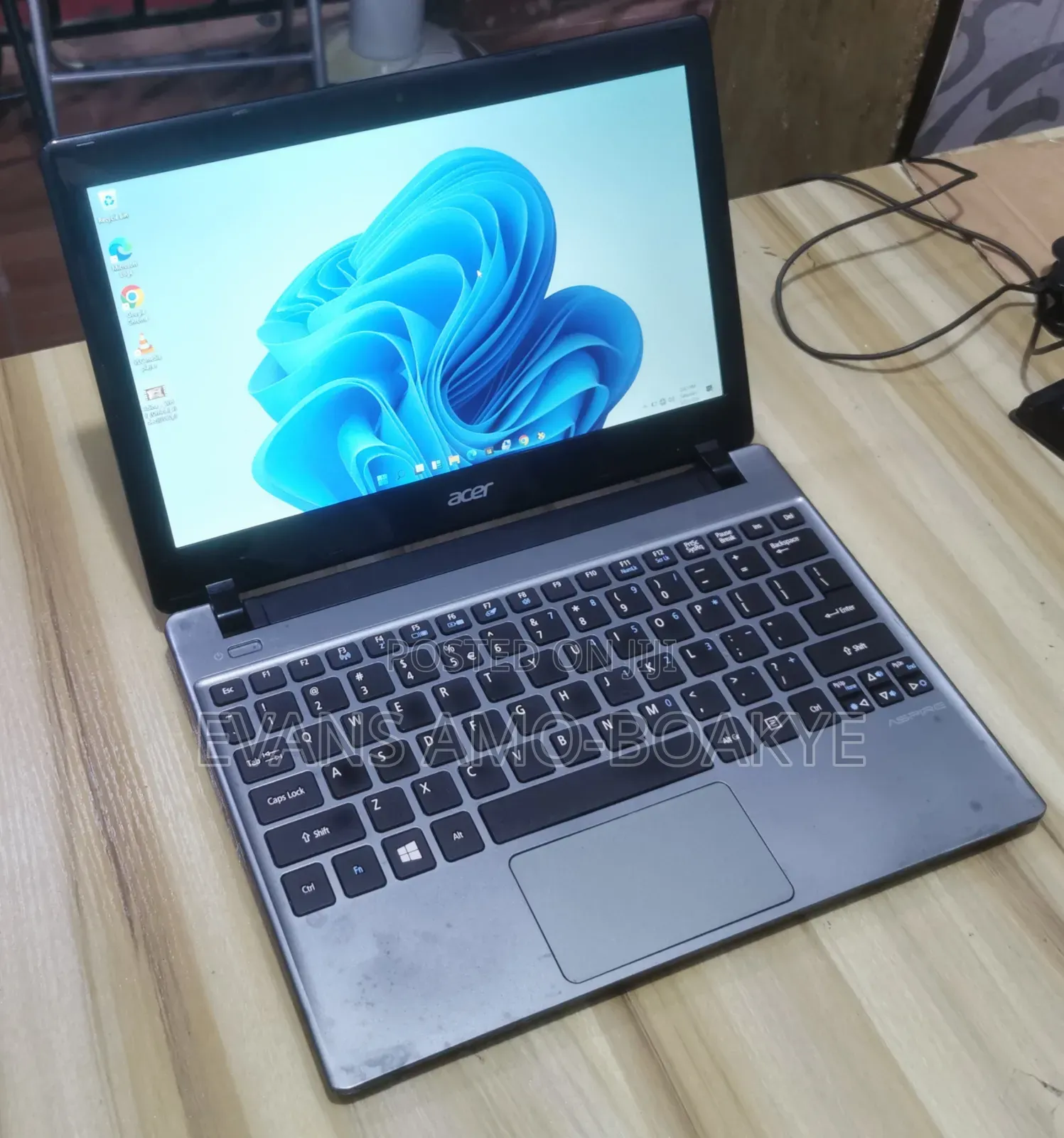 Laptop Acer Aspire V5-171 6GB Intel Core i5 HDD 500GB