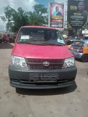 Toyota HiAce 2007 Red