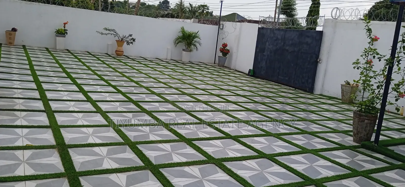 3bdrm Apartment in Tiyumba Real Estate., Police Station for rent