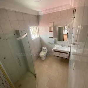 3bdrm Apartment in Tiyumba Real Estate., Police Station for rent