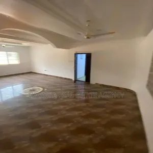 3bdrm Apartment in Tiyumba Real Estate., Police Station for rent