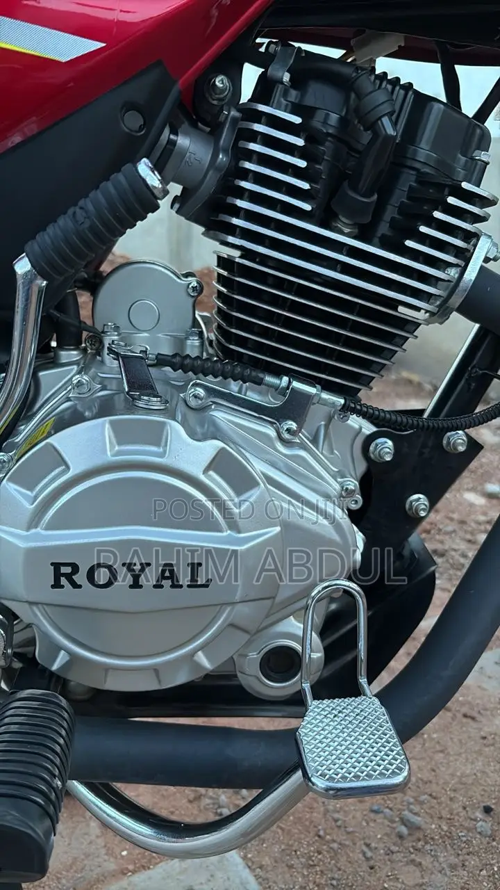 New Royal RY150 2026 Red