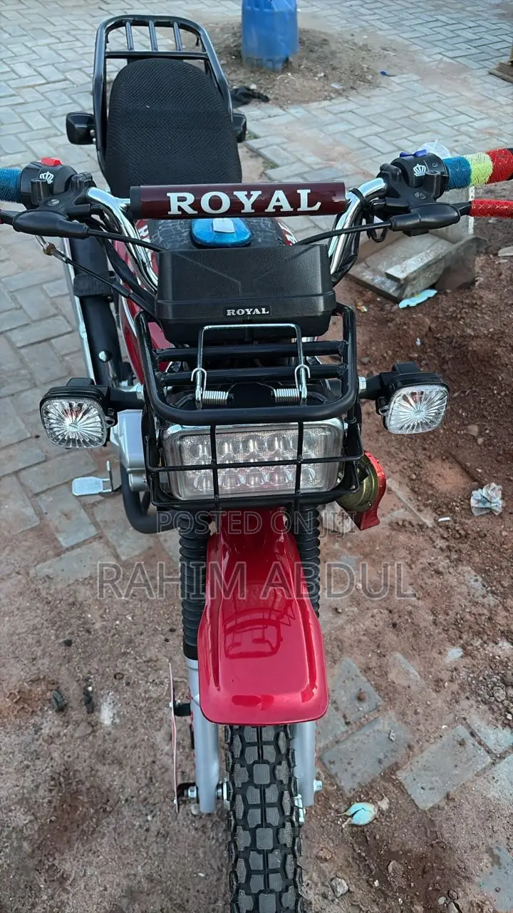 New Royal RY150 2026 Red