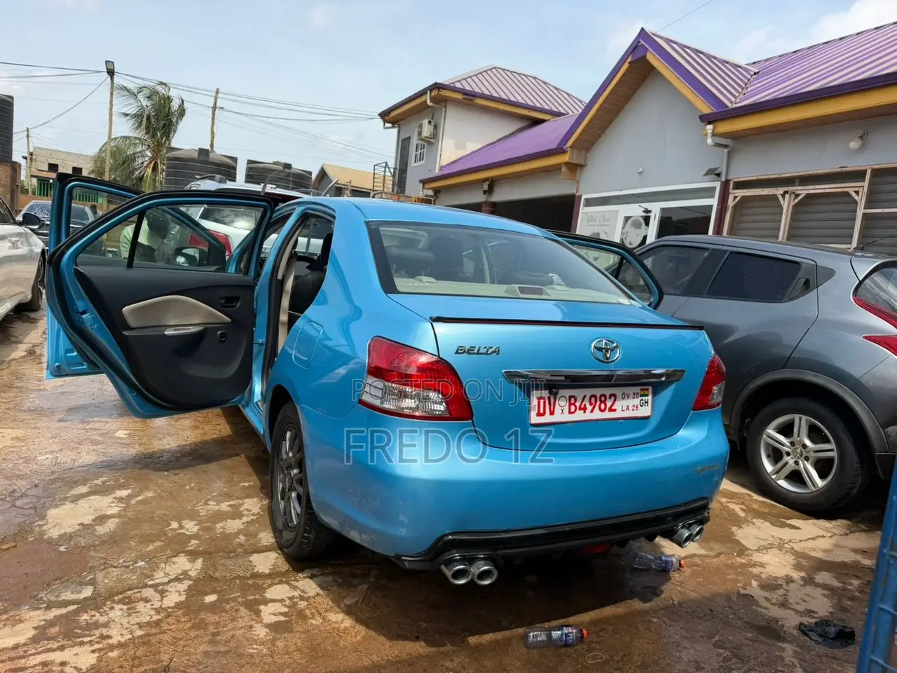 Toyota Belta 2010 Blue