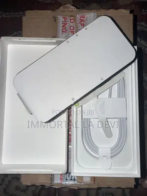 New Apple iPhone 16 128 GB Black