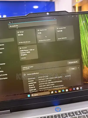 Laptop Lenovo LOQ 15AHP10 16GB AMD Ryzen 7 SSD 1T