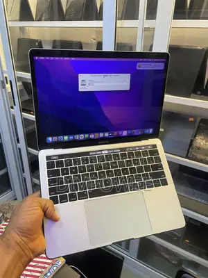 Laptop Apple MacBook 2016 8GB Intel Core i5 SSD 256GB