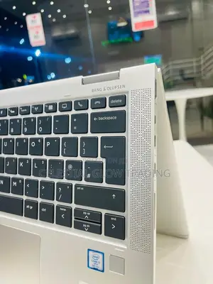 Laptop HP EliteBook X360 1030 G3 16GB Intel Core i5 SSD 256GB